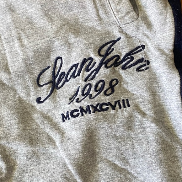 Sean John Gray and Navy Men’s Joggers - Picture 5 of 8